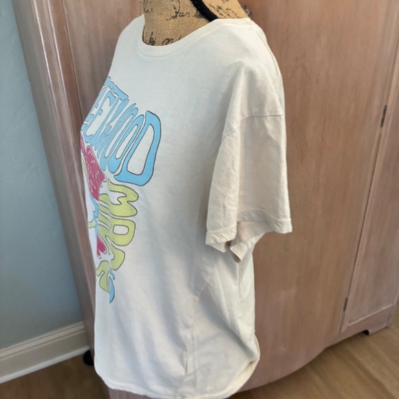 Anthropologie LetLuv Fleetwood Mac Dreams Graphic Tee distressed vintage look M - Picture 8 of 16